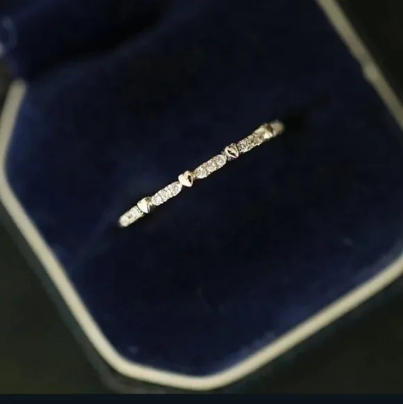 💛💛NEW💛💛PRETTY!! Dainty Gold Ring with Tiny Hearts and Rhinestones 💛💛 - Picture 2 of 13